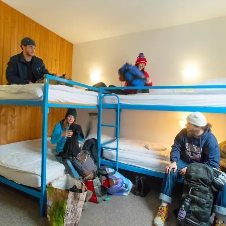 Hostel Mont-fort Swiss *